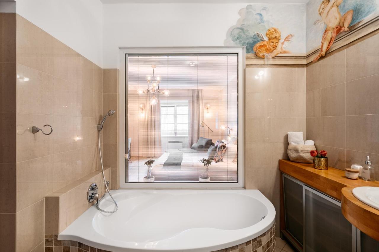 Fresco Apartment - Loftaffair Krakau Buitenkant foto